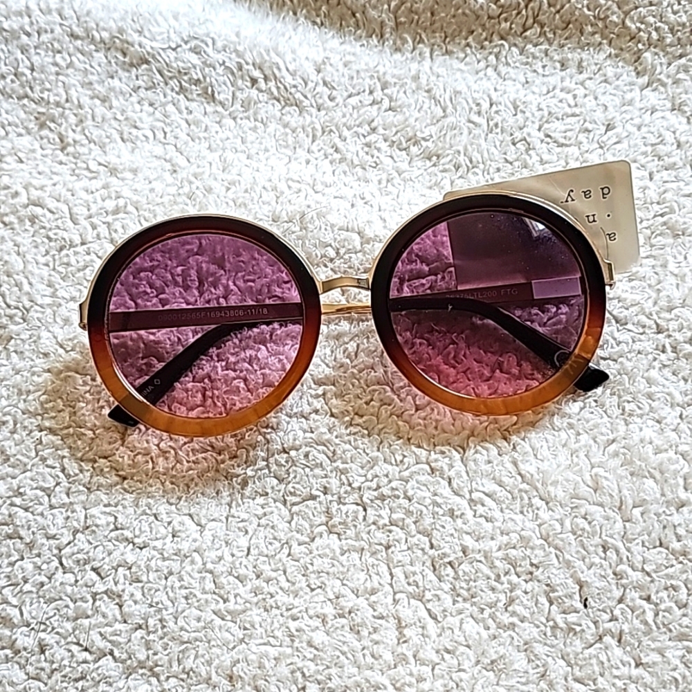 NWT- A New Day Round Sunglasses